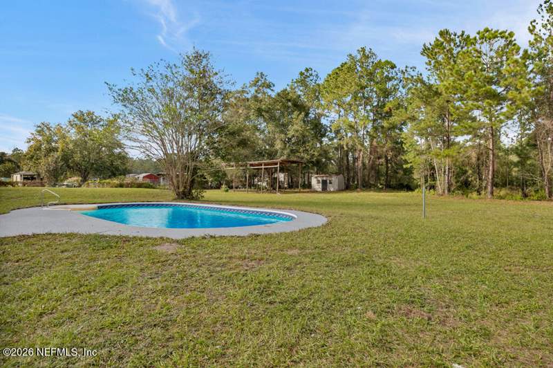 3 bedroom Manufactured Home at 2558 Deer Park Boulevard, Deer Park Estates, Middleburg — photo 2