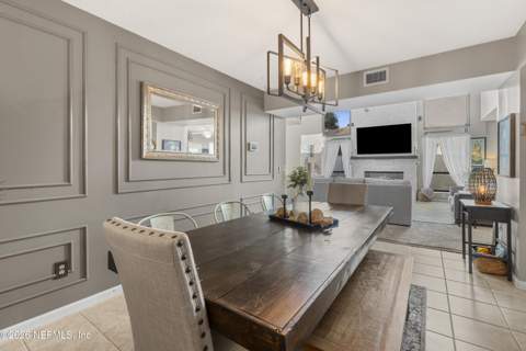 5454 Mariners Cove Drive, Jacksonville FL - photo 14 of 51