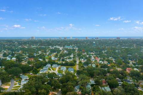 2263 Oak Forest Drive, Jacksonville Beach FL - photo 6 of 35