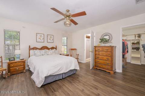 2263 Oak Forest Drive, Jacksonville Beach FL - photo 15 of 35