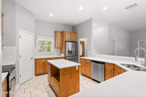10069 Chesterton Road, Jacksonville FL - photo 10 of 24