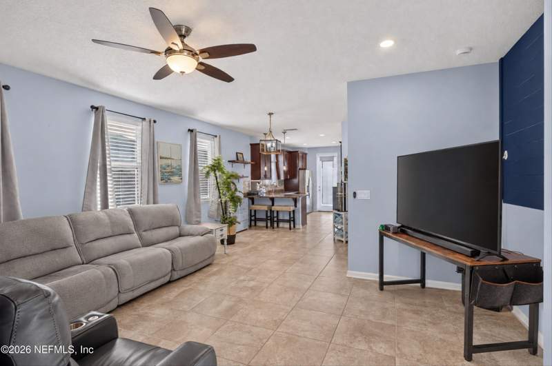 3 bedroom Single Family Residence at 444 Vineyard Lane, Holly Parke, Orange Park — photo 5