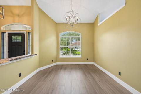 13891 Sunrise Lake Court, Jacksonville FL - photo 7 of 46