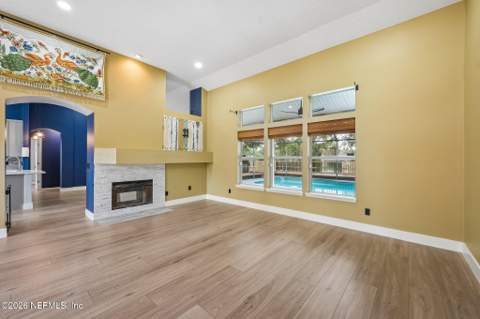 13891 Sunrise Lake Court, Jacksonville FL - photo 10 of 46