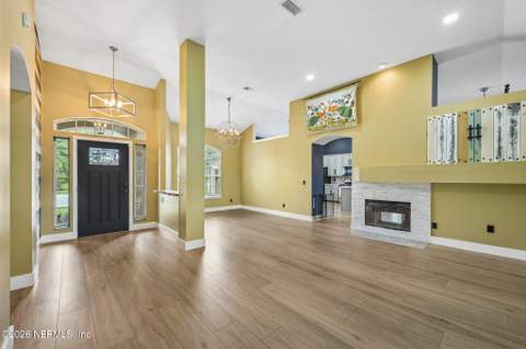 13891 Sunrise Lake Court, Jacksonville FL - photo 11 of 46