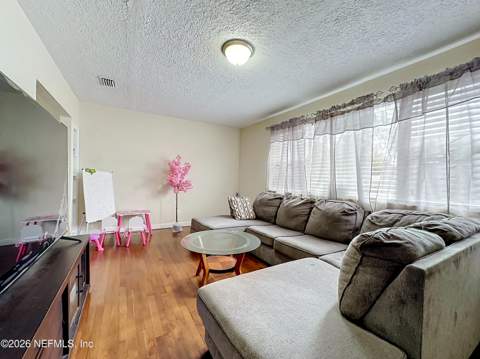 6515 E Bartholf Avenue, Jacksonville FL - photo 12 of 38