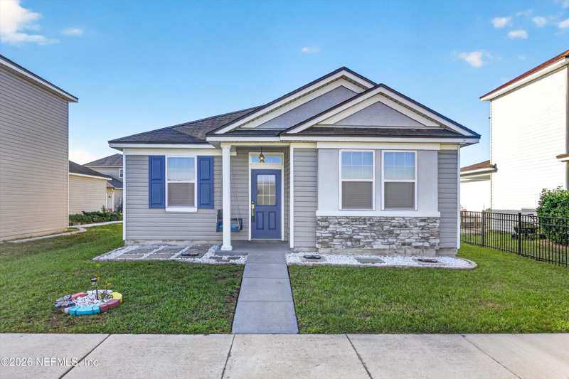 3 bedroom Single Family Residence at 444 Vineyard Lane, Holly Parke, Orange Park — photo 1