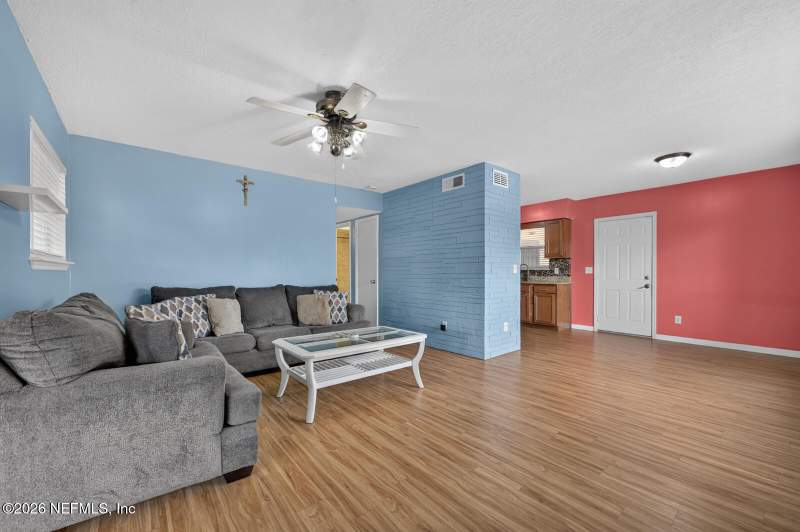 3 bedroom Single Family Residence at 11646 Sands Avenue, Beechwood, Jacksonville — photo 3