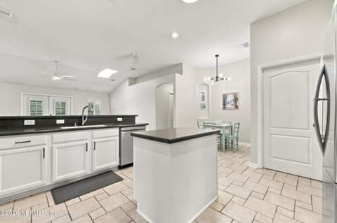 4216 Chelsea Harbor Drive, Jacksonville FL - photo 24 of 58