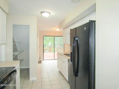 10539 Hampton Road, Jacksonville FL - photo 13 of 25