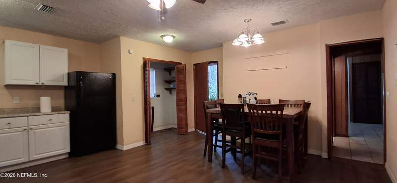 2 bedroom Single Family Residence at 3515 North Laura Street, Miller Sub, Jacksonville — photo 3