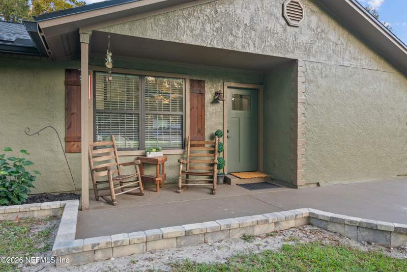 3 bedroom Single Family Residence at 2567 Hollyhock Avenue, Middleburg, Middleburg — photo 2