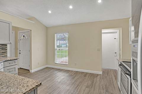 12779 Serenade Circle, Jacksonville FL - photo 8 of 30