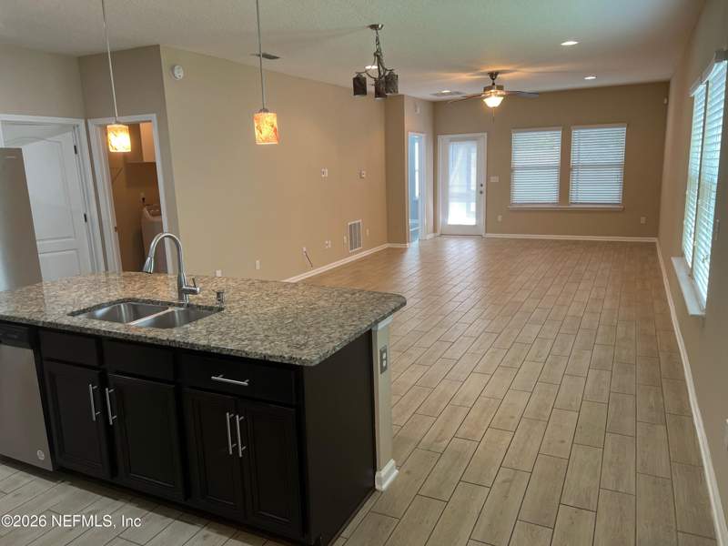 4 bedroom Single Family Residence at 845 Glendale Lane, Forest Hammock, Orange Park — photo 5