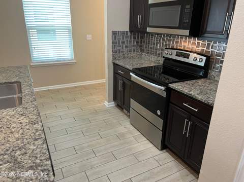 845 Glendale Lane, Orange Park FL - photo 6 of 21
