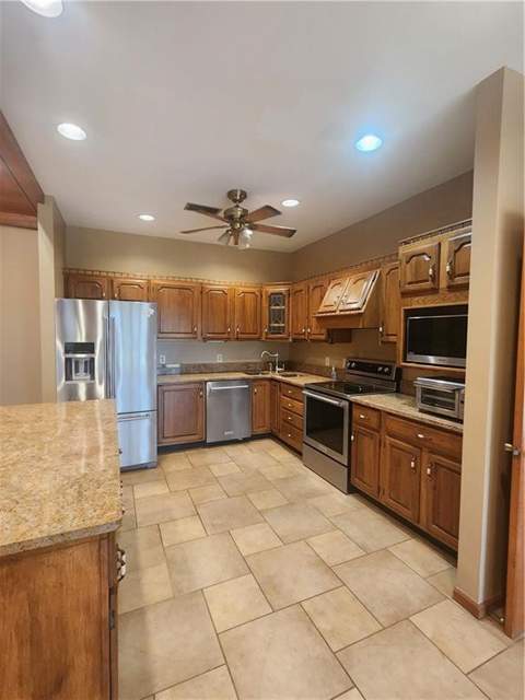 160 Glyndale Circle, Brunswick GA - photo 8 of 58