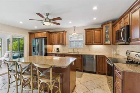 601 Shore Edge Trace, St. Simons Island GA - photo 17 of 34
