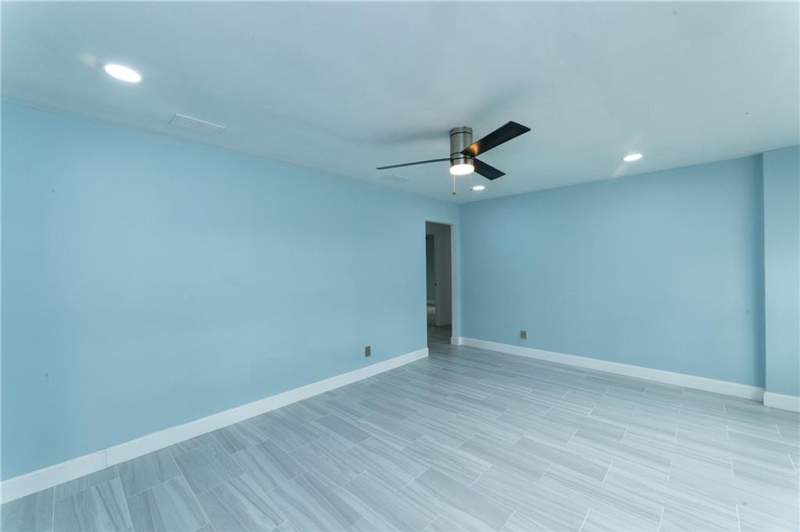 4 bedroom Single Family Residence at 619 Oakwood Avenue, No Recorded Subdivision, Waycross — photo 3