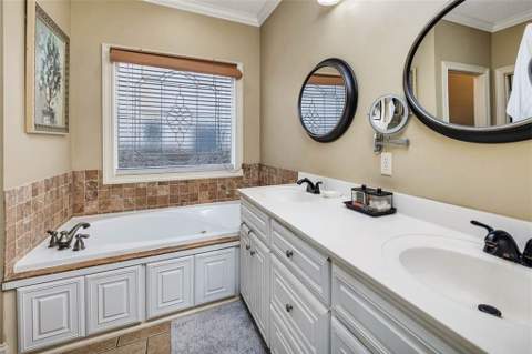 257 Villager Drive, St. Simons Island GA - photo 6 of 39