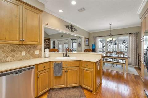 257 Villager Drive, St. Simons Island GA - photo 16 of 39