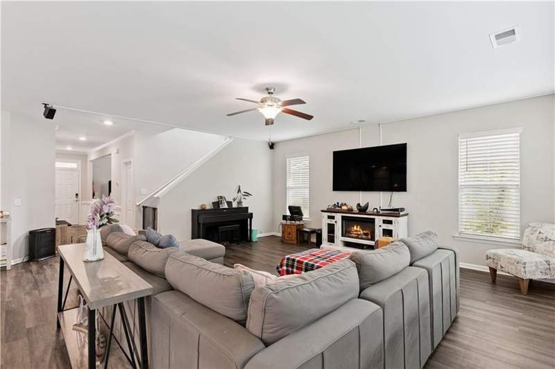 4 bedroom Single Family Residence at 140 Clearwater Drive, Clear Water, Brunswick — photo 5