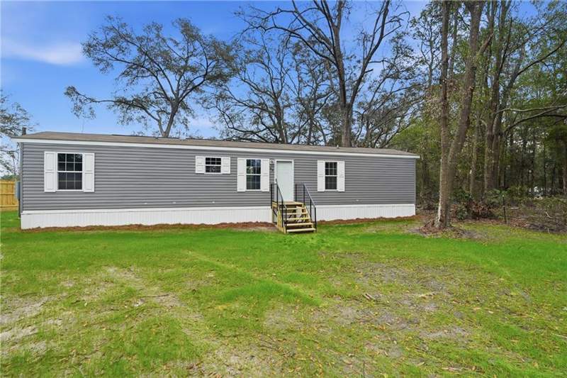 3 bedroom Mobile Home at 94 Thrasher Lane, No Recorded Subdivision, Jesup — photo 2