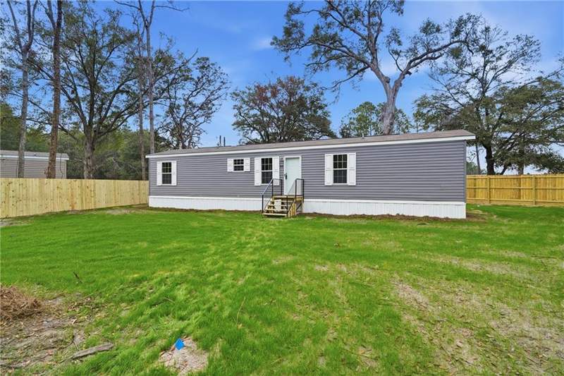 3 bedroom Mobile Home at 93 Thrasher Lane, No Recorded Subdivision, Jesup — photo 2