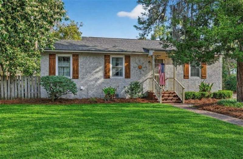 2 bedroom Single Family Residence at 7 Stewart Avenue, Oglethorpe Park, St. Simons Island — photo 2