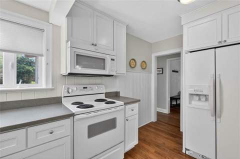 7 Stewart Avenue, St. Simons Island GA - photo 7 of 31