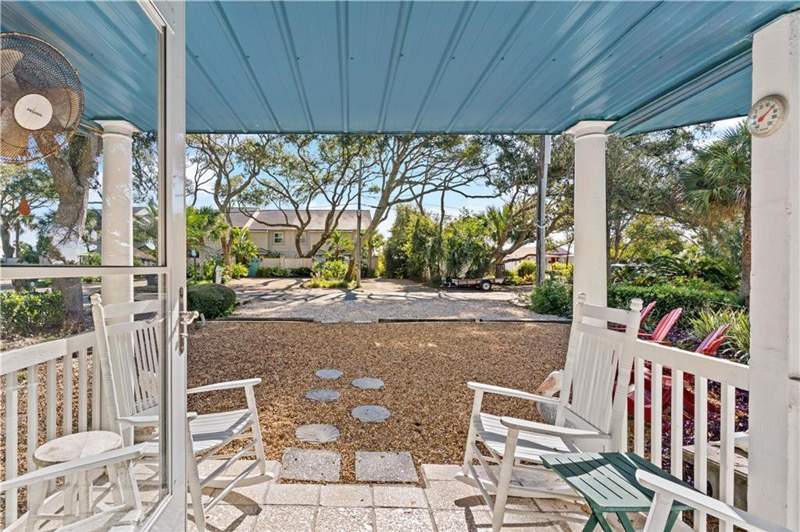 4 bedroom Single Family Residence at 1107 Beachview Drive, Arnold Villa, St. Simons Island — photo 4