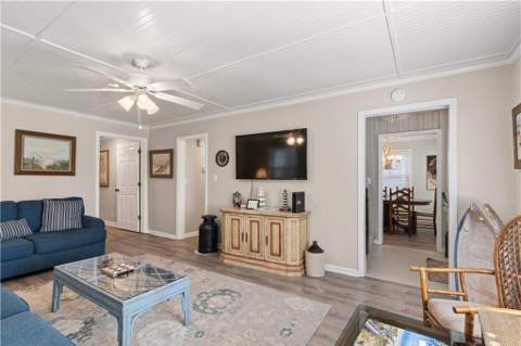 1107 Beachview Drive, St. Simons Island GA - photo 10 of 22