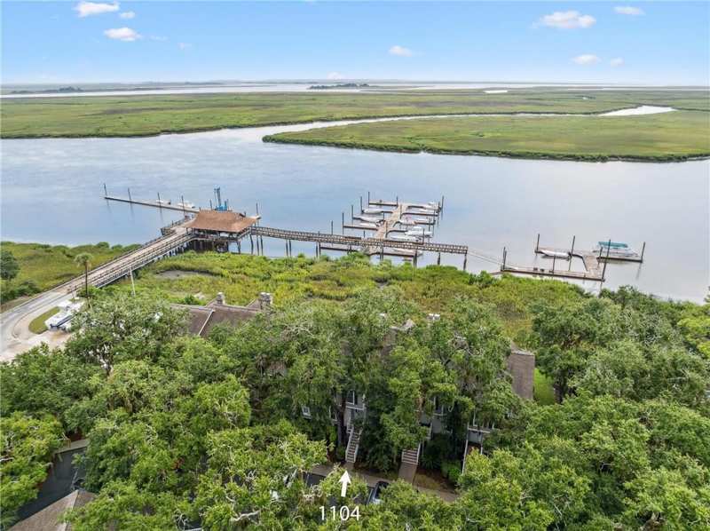 4 bedroom Condominium at 1104 Plantation Point Drive, Hampton River Villas, St. Simons Island — photo 1