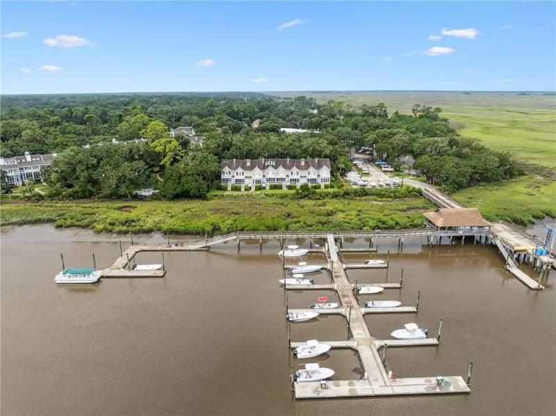 4 bedroom Condominium at 1104 Plantation Point Drive, Hampton River Villas, St. Simons Island — photo 5