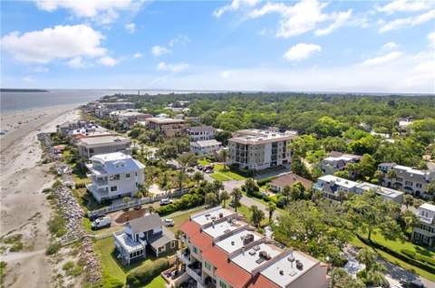 1035 Beachview Drive, St. Simons Island GA - photo 6 of 37