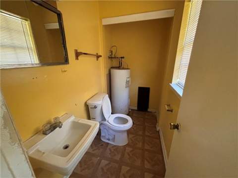 2243 Pinewood Drive, Brunswick GA - photo 14 of 17