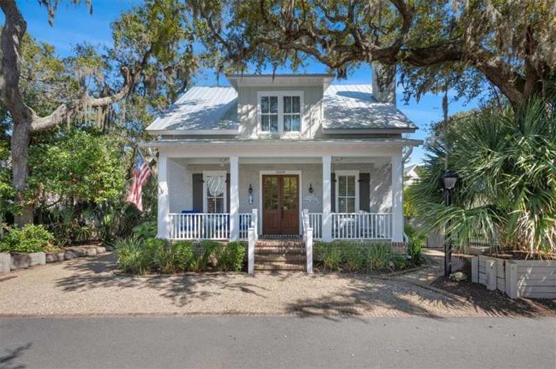 4 bedroom Single Family Residence at 3009 Ocean Oaks Drive, Ocean Oaks at Jekyll, Jekyll Island — photo 1