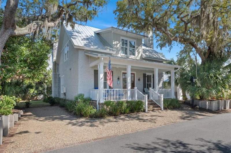4 bedroom Single Family Residence at 3009 Ocean Oaks Drive, Ocean Oaks at Jekyll, Jekyll Island — photo 2