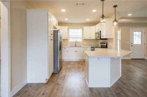 4758 Otter Creek Circle, Blackshear GA - photo 10 of 31