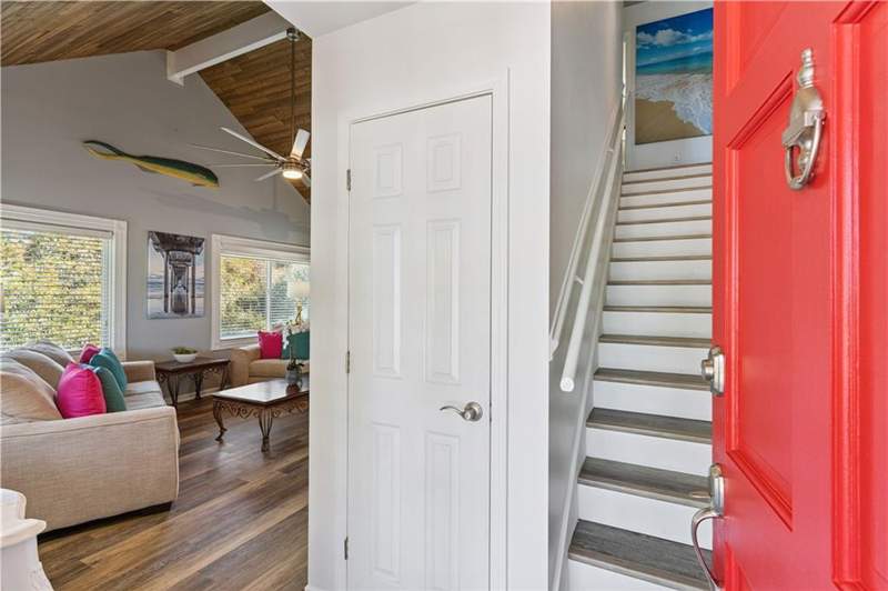 5 bedroom Single Family Residence at 240 Georgia Street, St. Simons Heights, St. Simons Island — photo 4