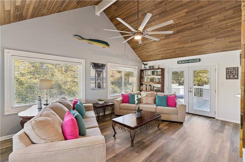5 bedroom Single Family Residence at 240 Georgia Street, St. Simons Heights, St. Simons Island — photo 5