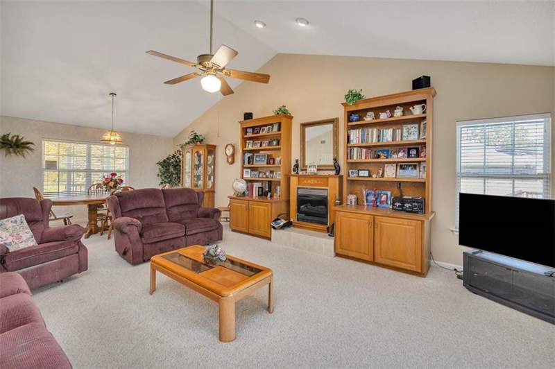 4 bedroom Single Family Residence at 1056 Fiddler Trace, Belle Bluff Estates, Townsend — photo 4