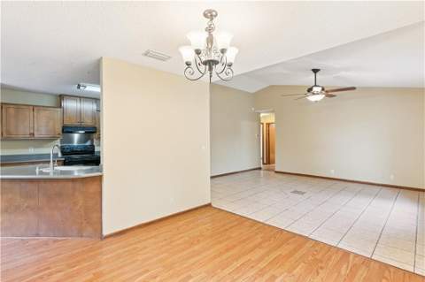 132 Woodvalley Drive, Kingsland GA - photo 6 of 27