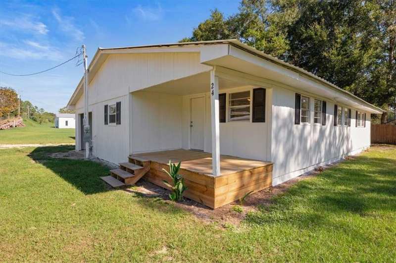 4 bedroom Mobile Home at 24 Sangster Road, No Recorded Subdivision, Jesup — photo 1