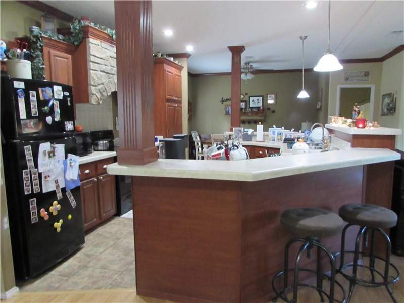 3 bedroom Mobile Home at 3239 Bob Bowen Road, No Recorded Subdivision, Blackshear — photo 5