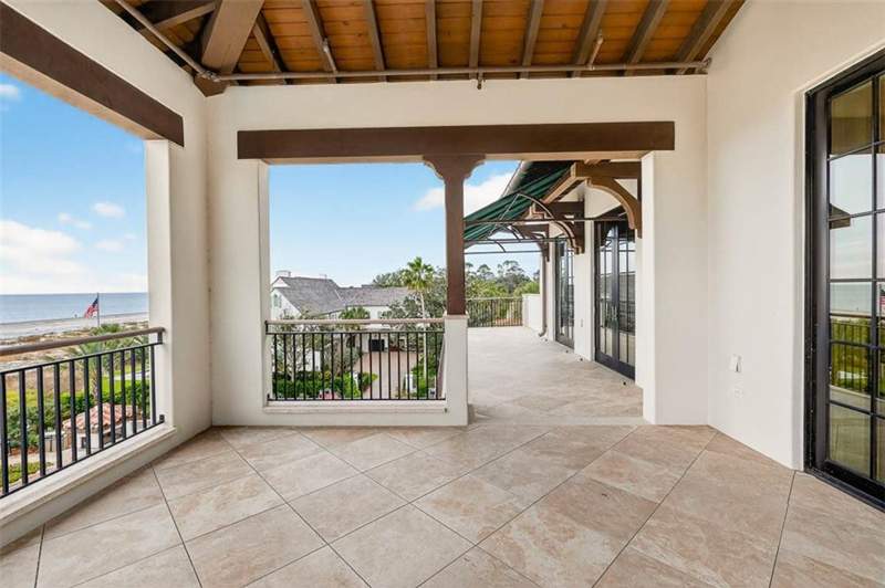4 bedroom Condominium at 100 Ocean Road, Ocean Forest, Sea Island — photo 4