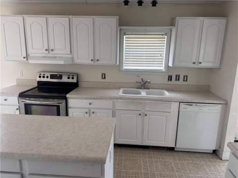 1077 Polson Circle, Shellman Bluff GA - photo 10 of 41