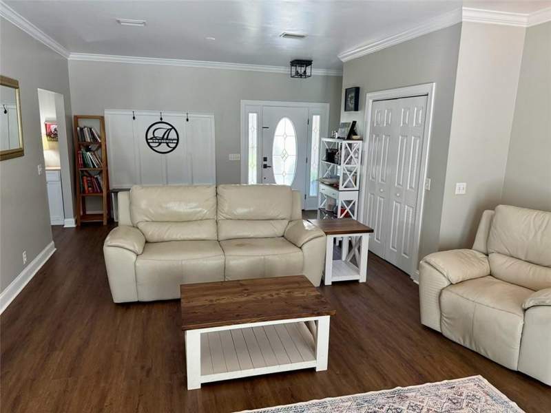 4 bedroom Single Family Residence at 123 Shadow wood Bend, Oak Forest, St. Simons Island — photo 4