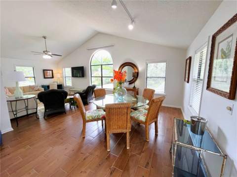 240 Peachtree Street, St. Simons Island GA - photo 6 of 38