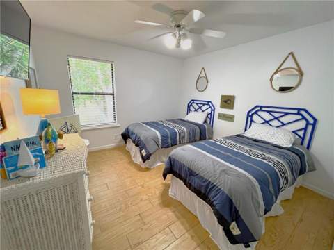 240 Peachtree Street, St. Simons Island GA - photo 13 of 38