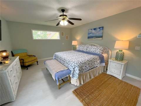 240 Peachtree Street, St. Simons Island GA - photo 16 of 38